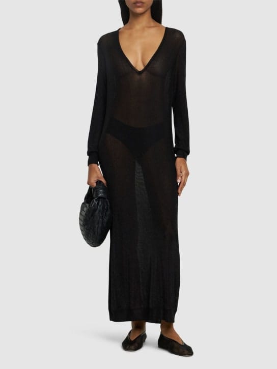 Interior: Vestito lungo in maglia con scollo a V