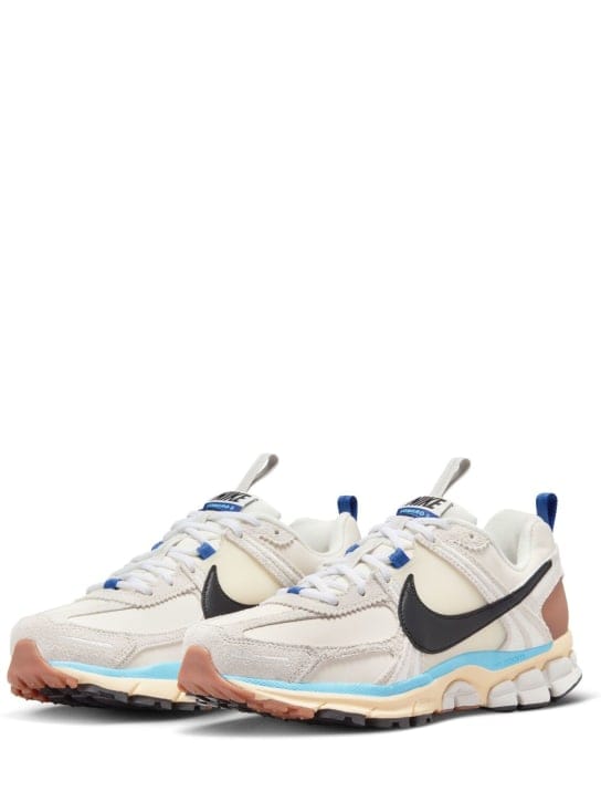 Nike - Zoom Vomero 5运动鞋