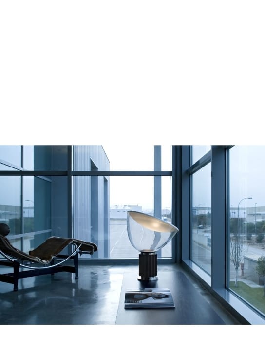 Flos: Taccia Nera台灯