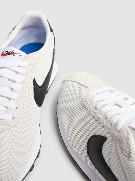 Nike: Sneakers Ld-1000