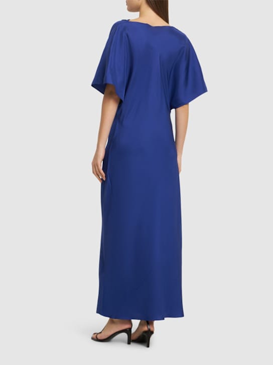 Róhe: Long dress with kimono sleeves