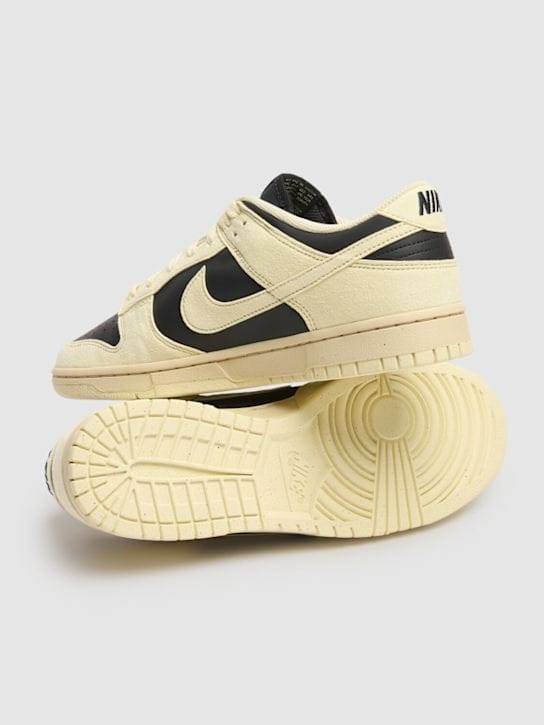Nike: Dunk Low Sneakers