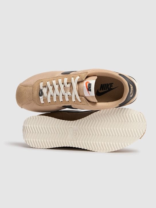 Nike: Cortez Sneakers
