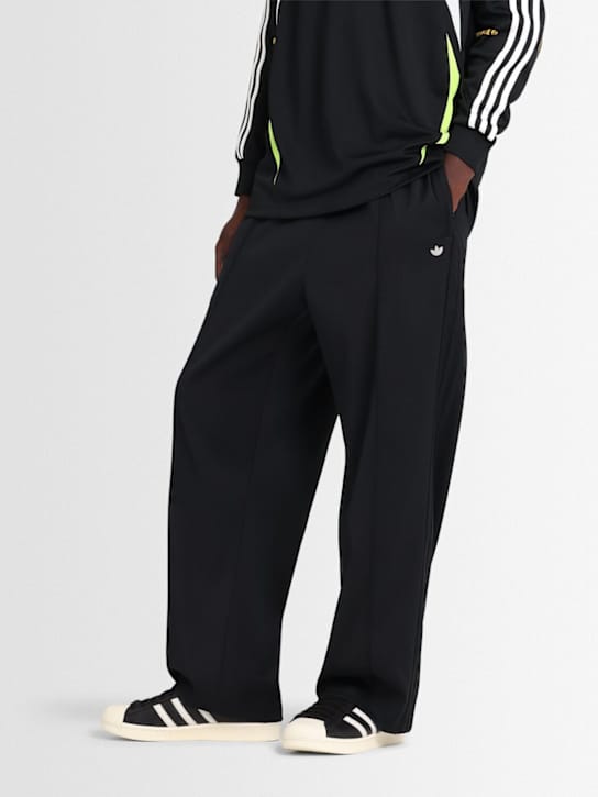 adidas Originals - Low-top sneakers with contrast details
