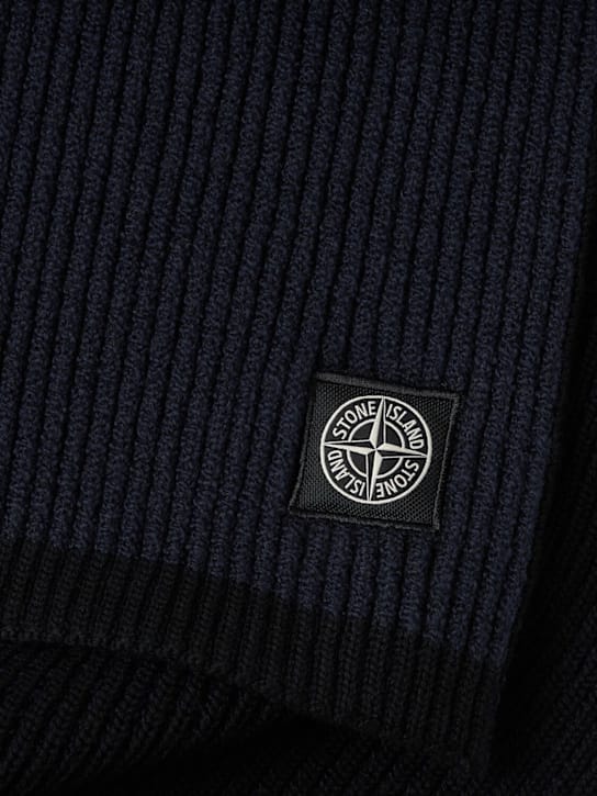 Stone Island - 带有标志的矩形围巾
