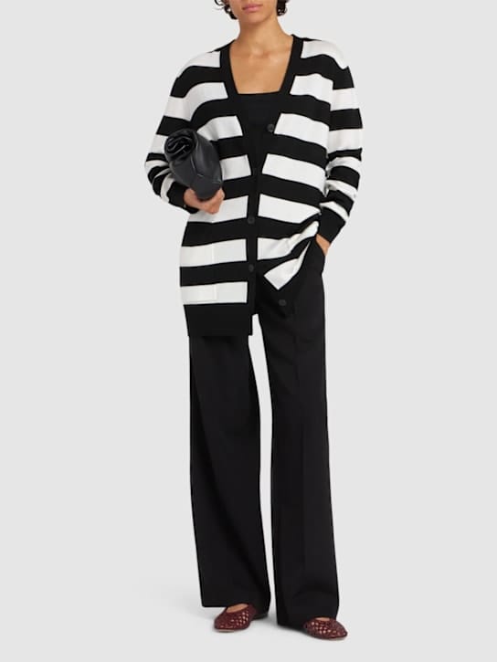 Max Mara - 带扣子的条纹开衫