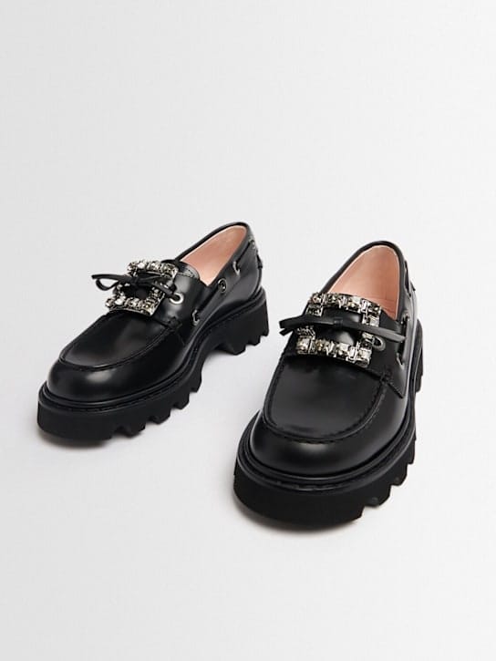 Roger Vivier - 带扣和厚底的乐福鞋