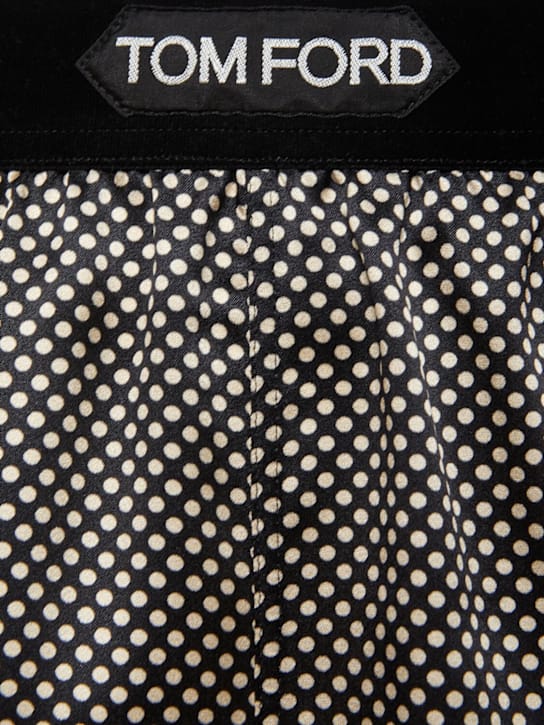 Tom Ford: Shorts with elastic waist and print
