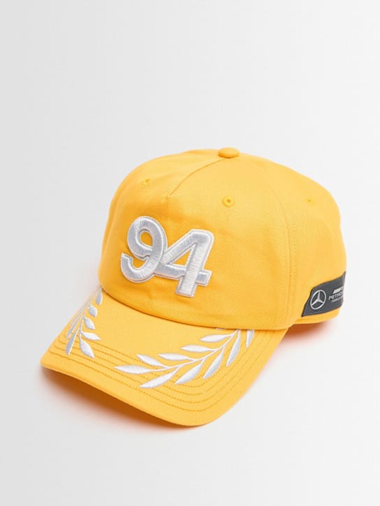 adidas Originals: 带刺绣的棒球帽