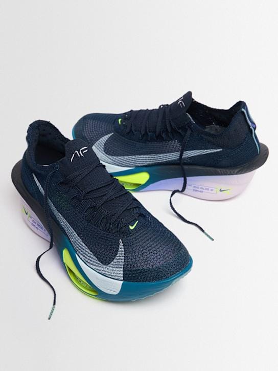 Nike: Low-top sneakers with chunky sole