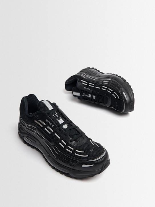 Nike - Low sneakers with platform sole