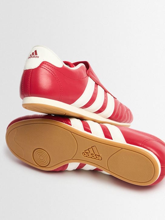 adidas Originals: 跆拳道运动鞋