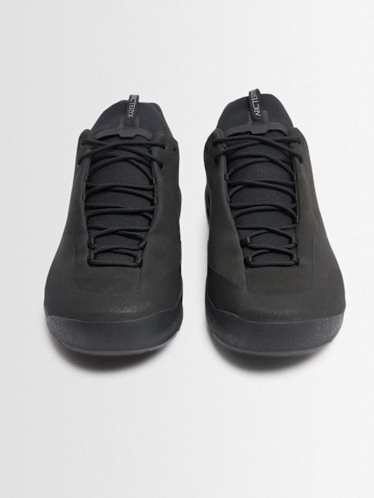 Arc'teryx: KONSEAL运动鞋