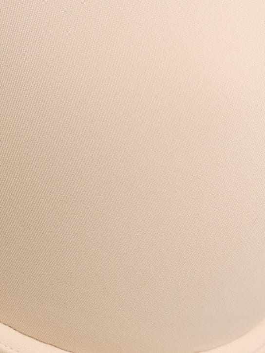 SKIMS: 适合每个人的半推垫胸罩