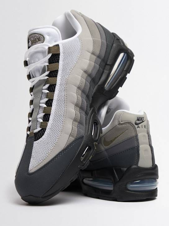 Nike: Air Max 95 Big Bubble Sneakers