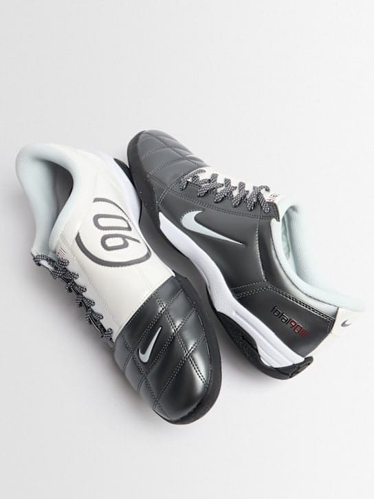 Nike: Total 90 Sneakers