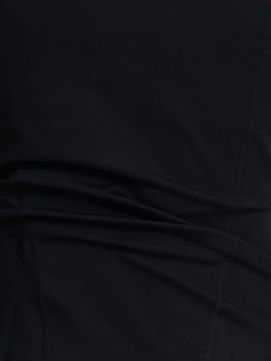 Nike: 长袖圆领T恤