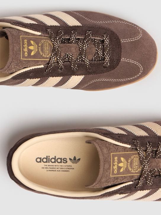 adidas Originals: 限量版 adidas Originals Gazelle Low Pro 室内运动鞋