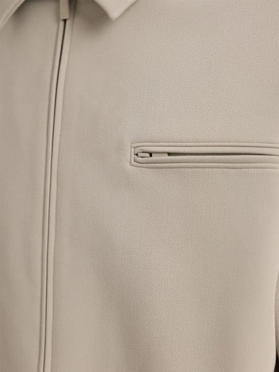 Fear of God ESSENTIALS - 前拉链飞行员夹克
