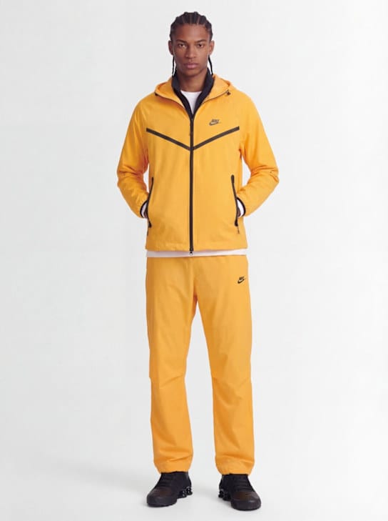 Nike: 中央拉链夹克