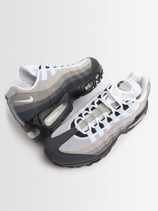 Nike: Air Max 95 OG Sneakers