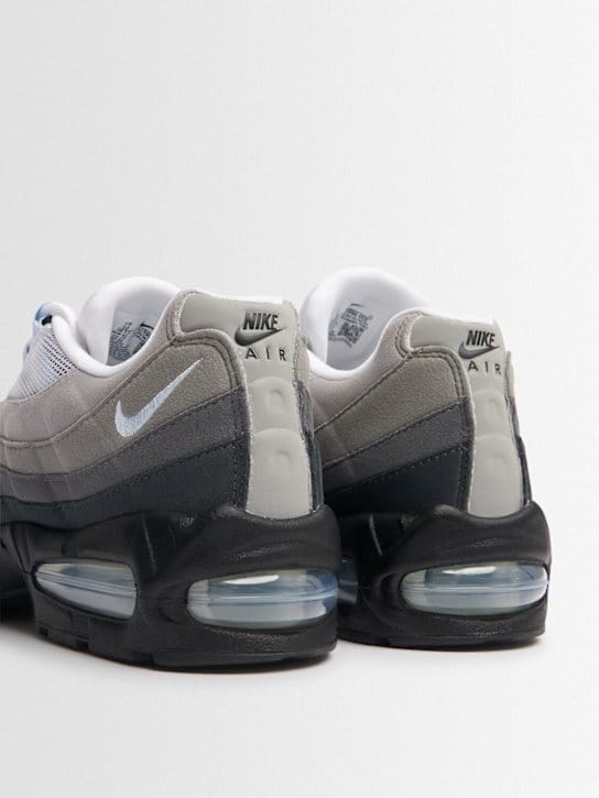 Nike: Air Max 95 OG Sneakers