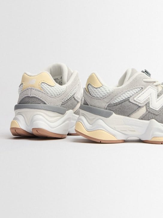 New Balance: Sneakers 9060