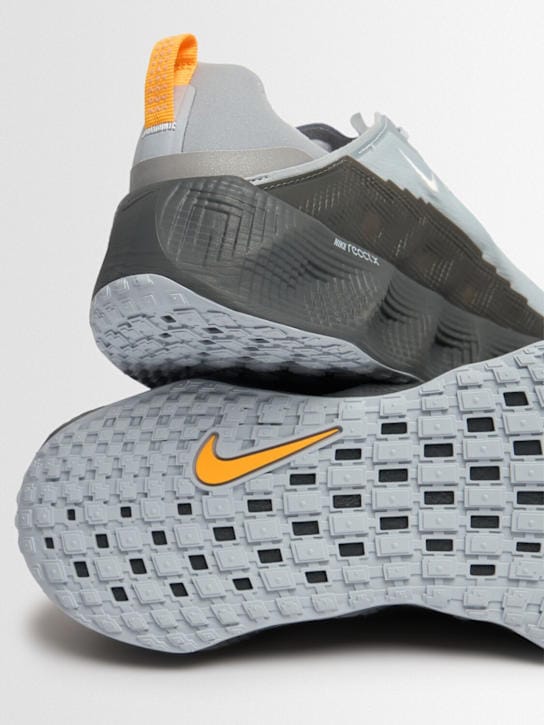 Nike: Low-top sneakers with chunky sole