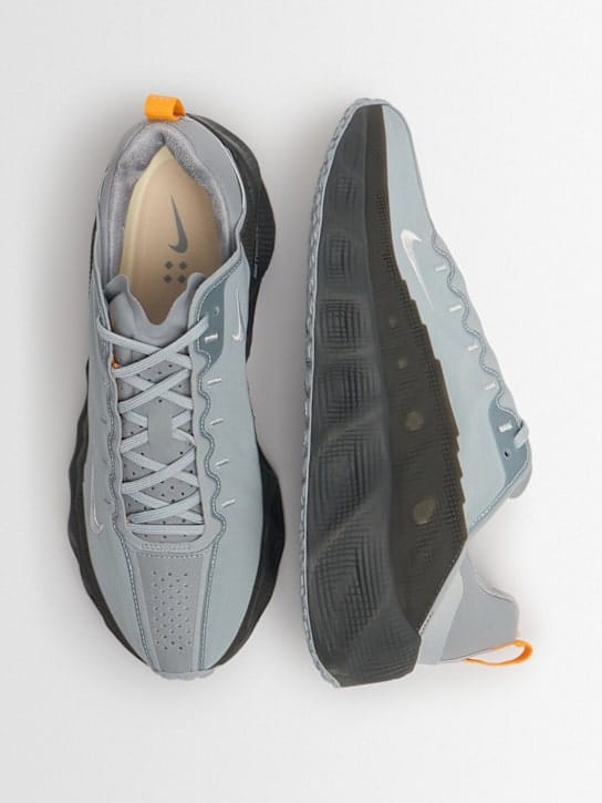 Nike - Low-top sneakers with chunky sole