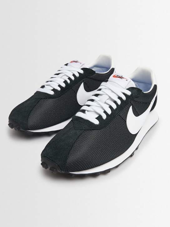Nike: Low-top sneakers with platform sole