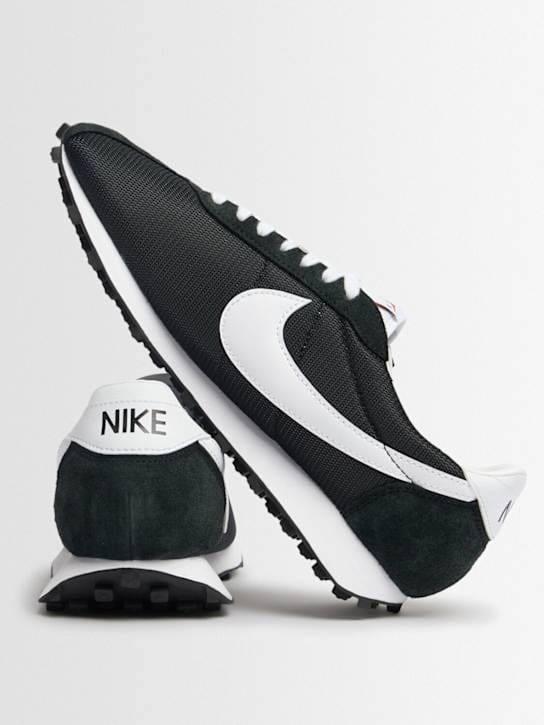 Nike: Low-top sneakers with platform sole
