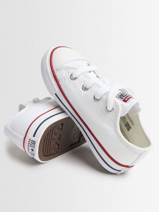 Converse: 查克·泰勒帆布系带运动鞋