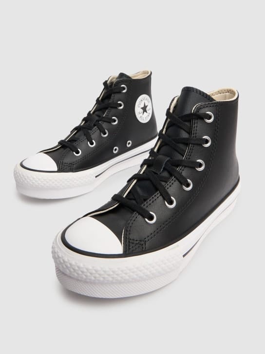 Converse - 查克·泰勒皮革运动鞋