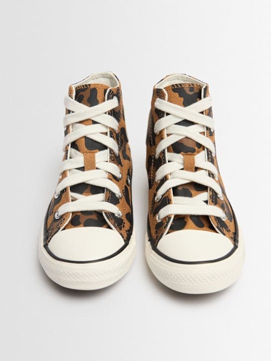 Converse - 查克·泰勒帆布运动鞋