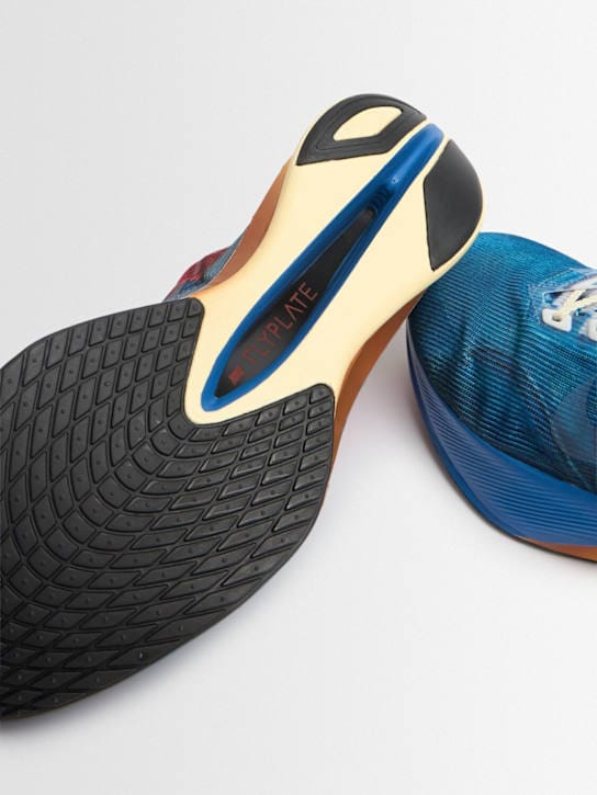 Nike: Low Sneakers with Platform Sole