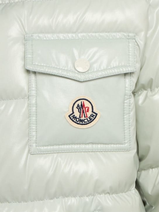 Moncler: 短款带帽羽绒服