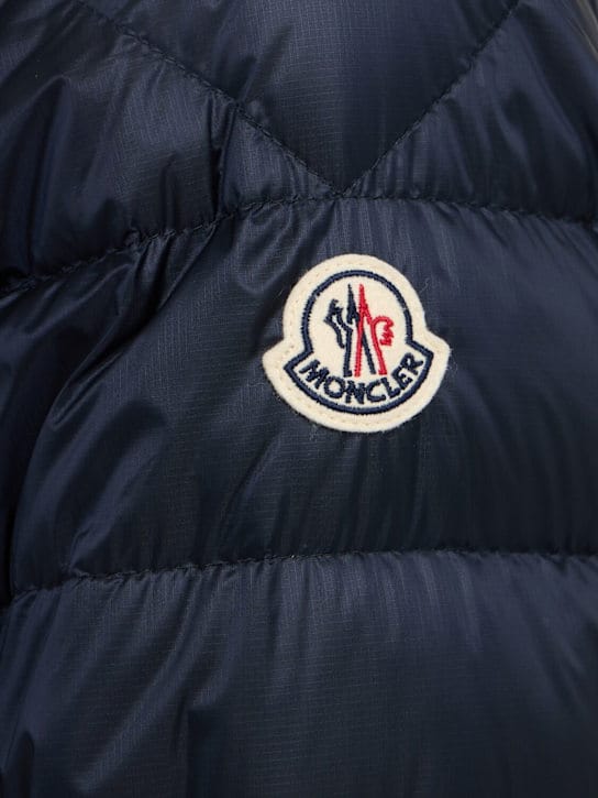 Moncler: 带领短款羽绒夹克
