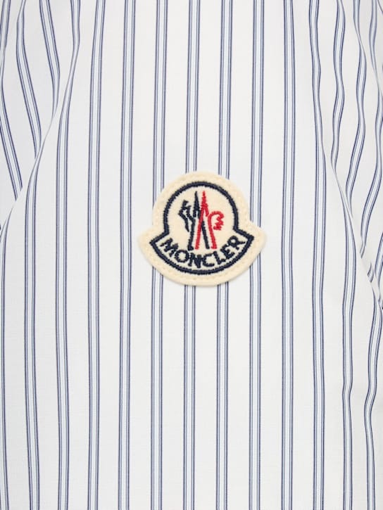 Moncler - 拉链闭合的短款羽绒外套