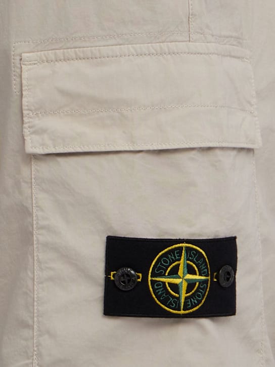 Stone Island: 带侧口袋的工装短裤