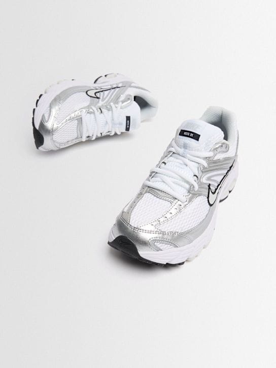 Nike - Air Max Moto 2K 运动鞋
