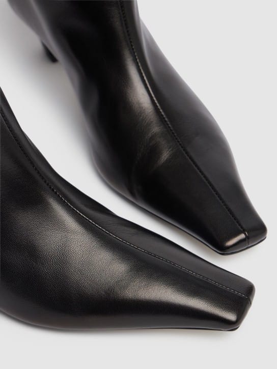 Khaite: 带方跟的 ankle boots