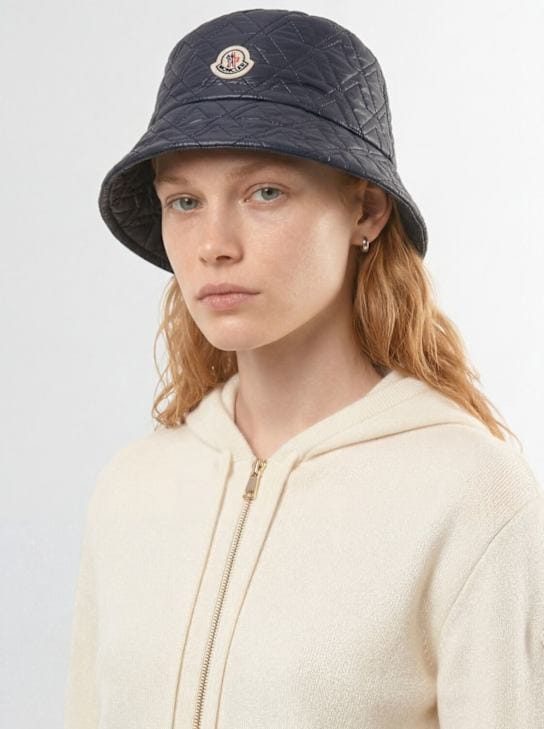 Moncler - 带有标志的水桶帽