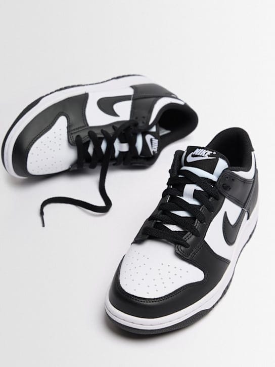 Nike: 低帮Dunk运动鞋