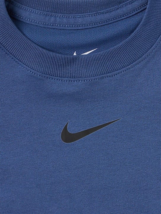 Nike - 性能T恤