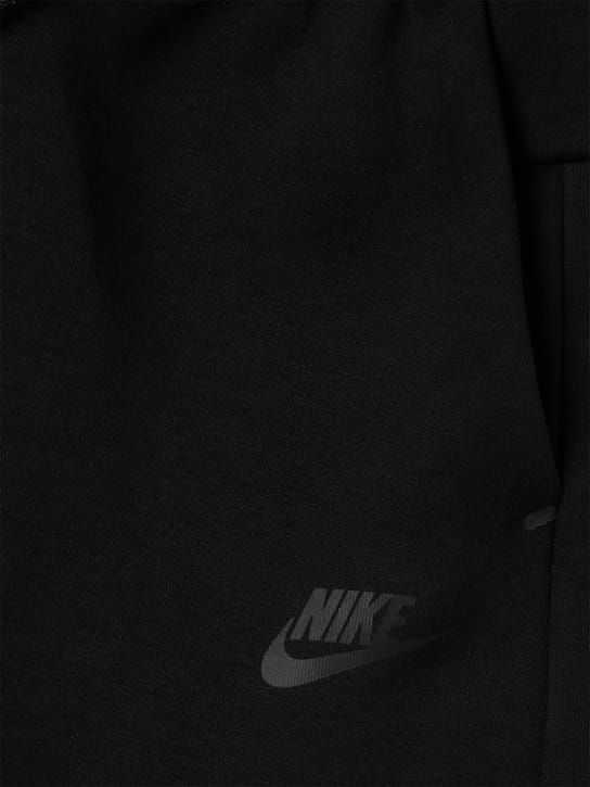 Nike: 科技抓绒运动裤