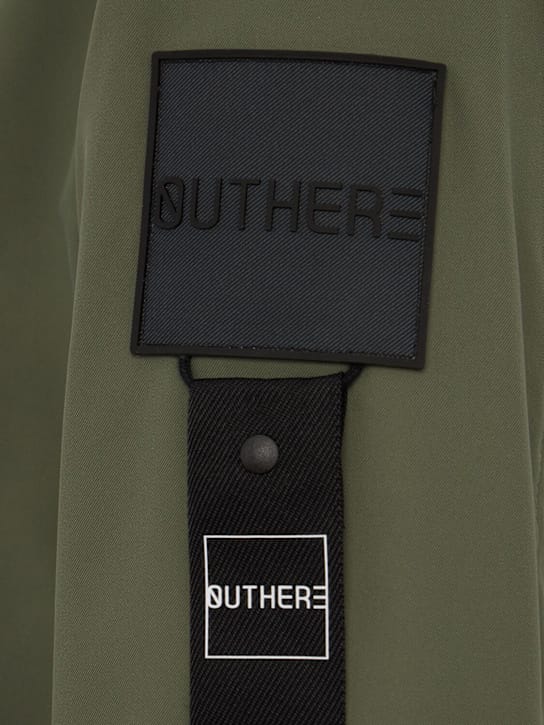 OUTHERE: 工作夹克，带按钮闭合