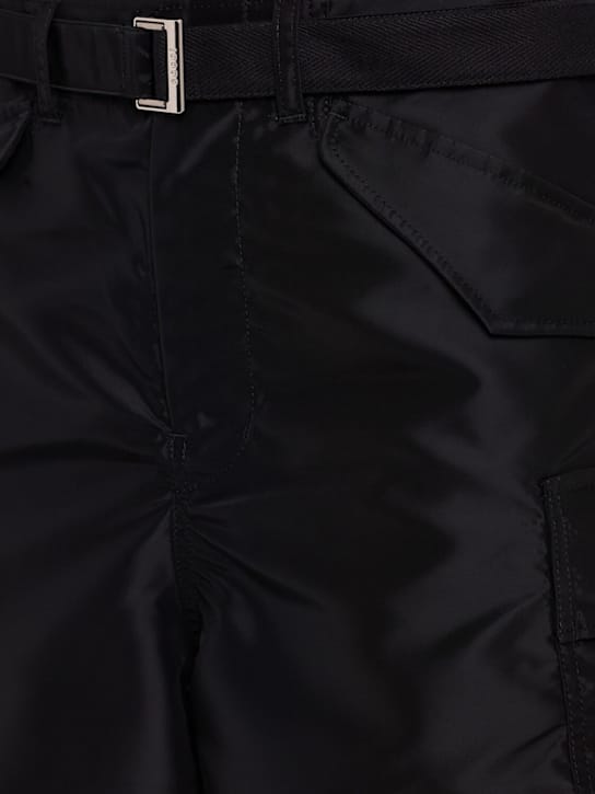 Sacai - 带皮带环的工装短裤