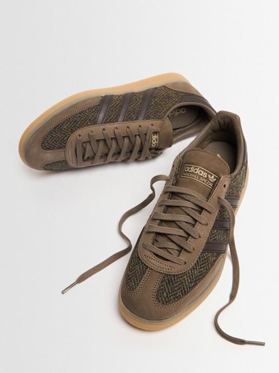 adidas Originals: Handball Spezial sneakers