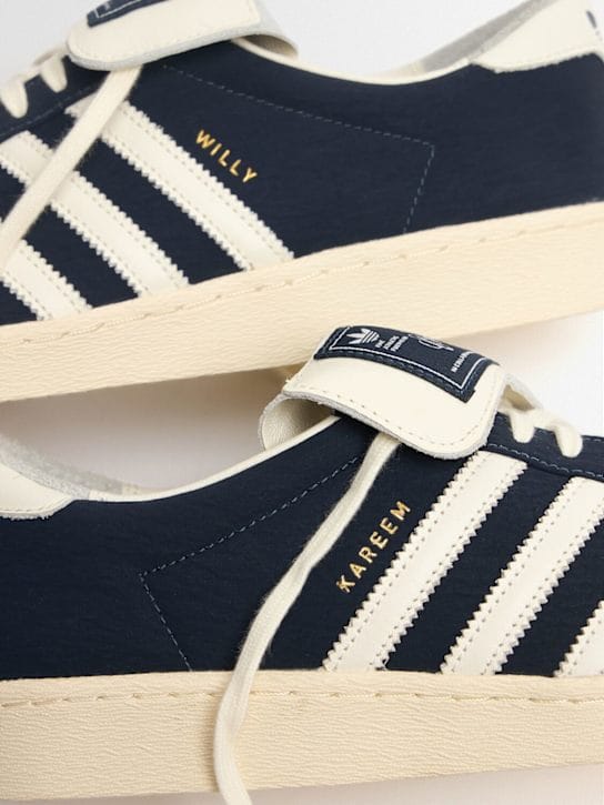 adidas Originals: Low-top sneakers with visible tongue