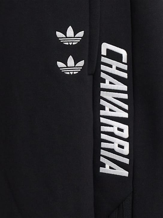 adidas Originals: 带标志的宽腿裤